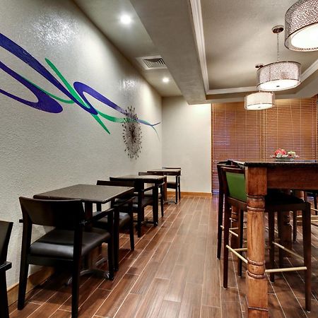 Holiday Inn Express Marshfield - Springfield Area By Ihg Extérieur photo