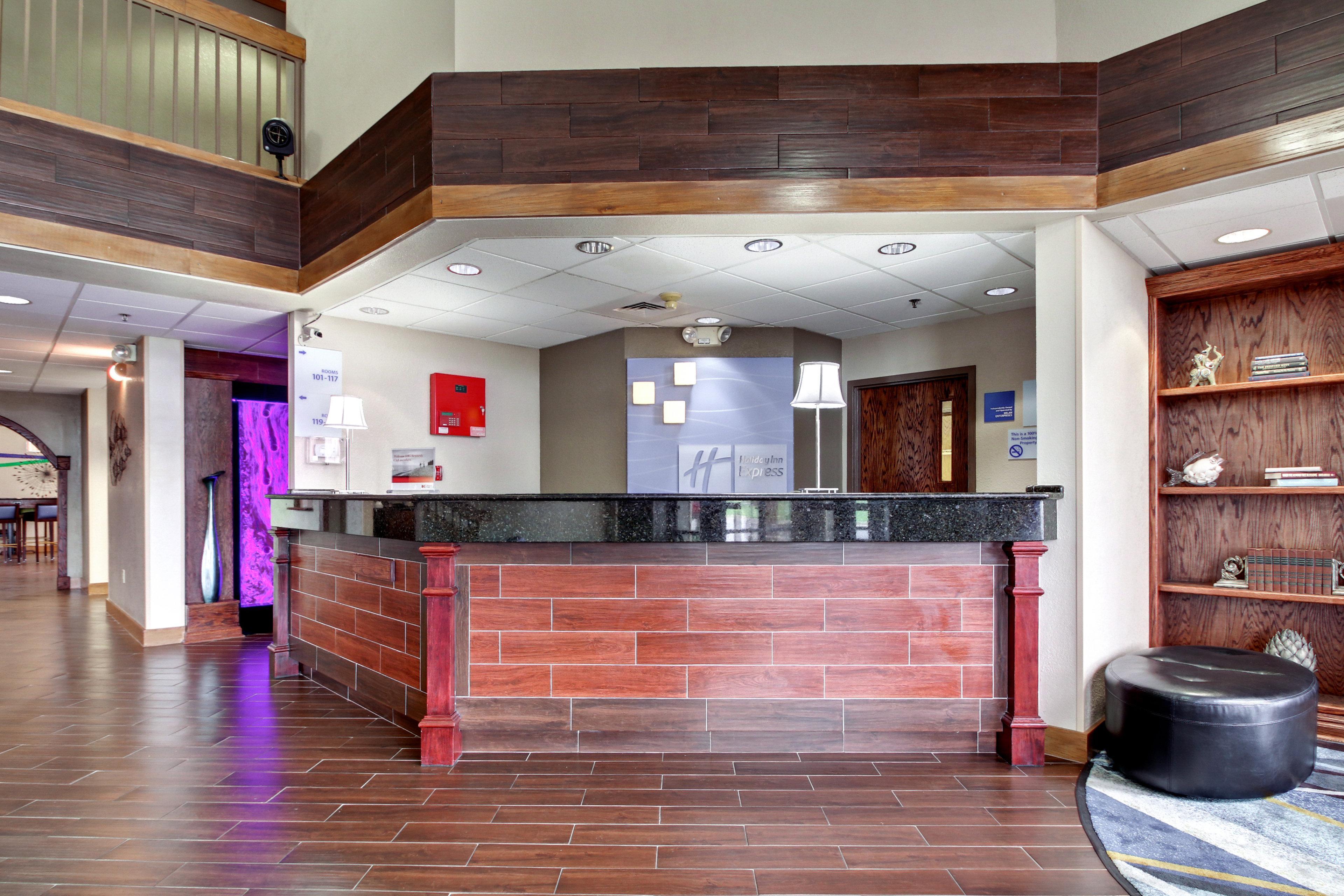 Holiday Inn Express Marshfield - Springfield Area By Ihg Extérieur photo