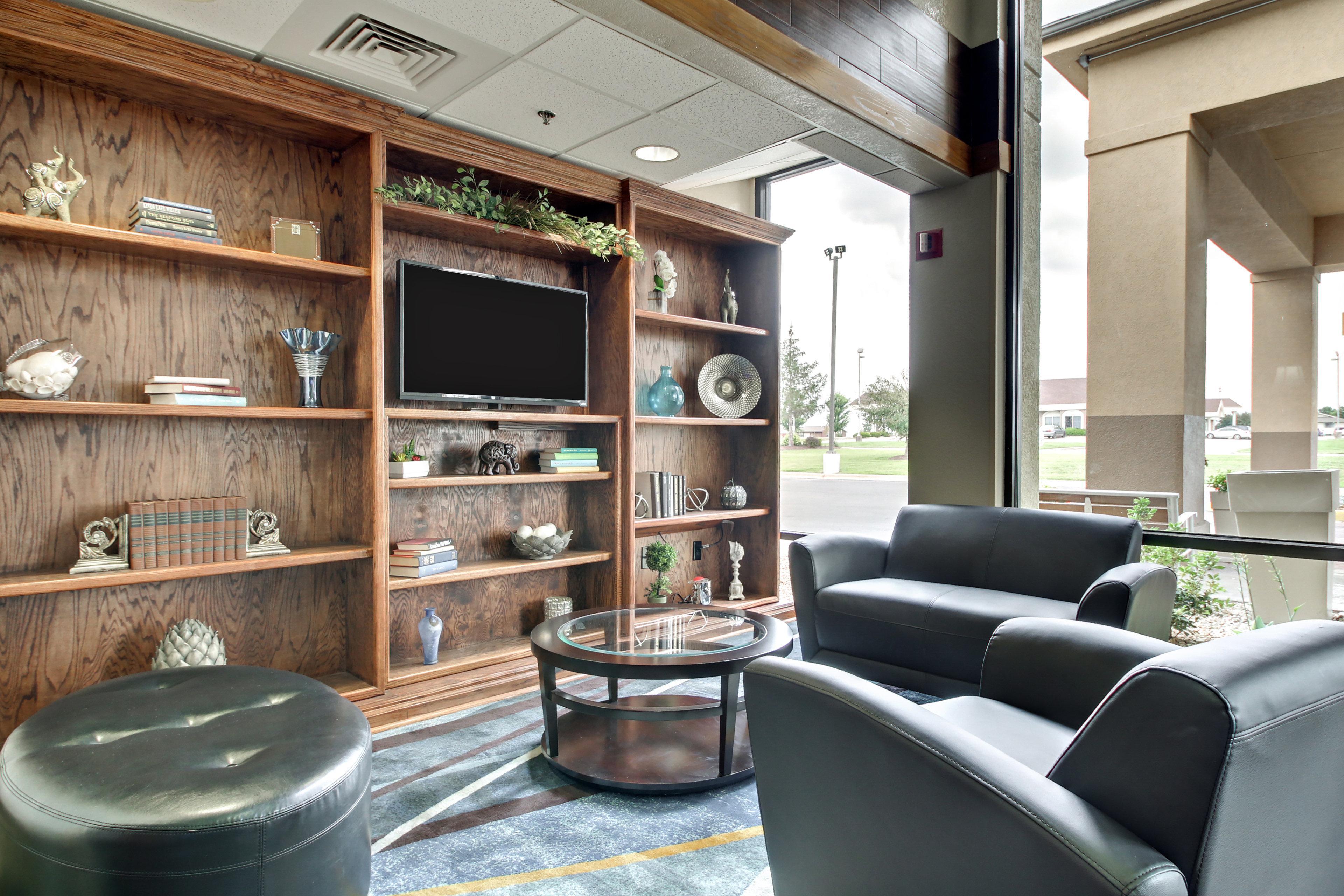 Holiday Inn Express Marshfield - Springfield Area By Ihg Extérieur photo